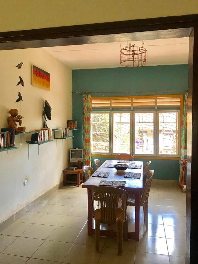 Homestaystudio62 Jinja Exterior foto