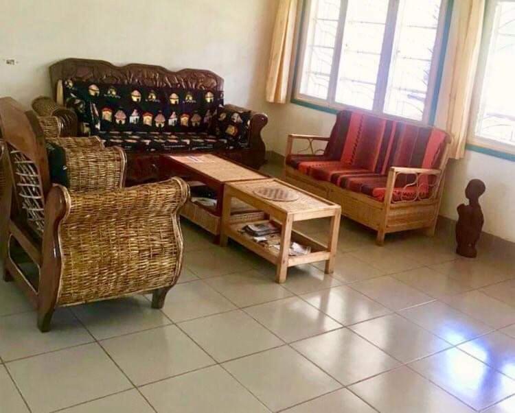 Homestaystudio62 Jinja Exterior foto
